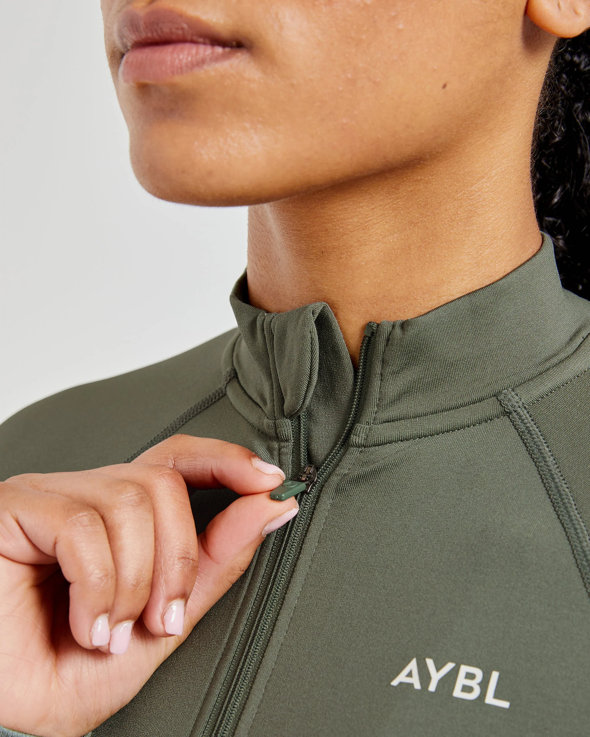 Adapt Seamless Jacket - Green - Image 5