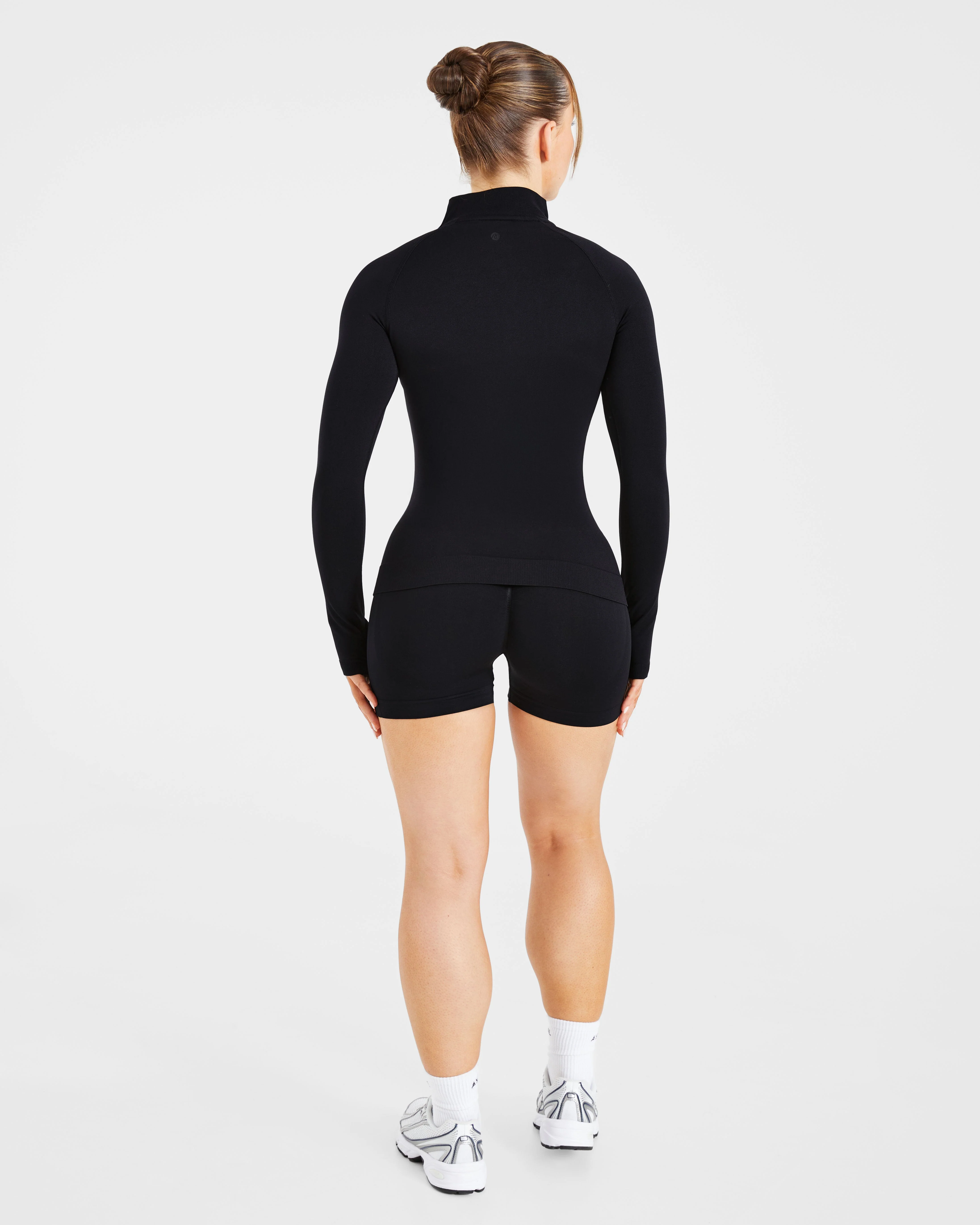Essential Seamless 1/2 Zip Pullover - Black - Image 4