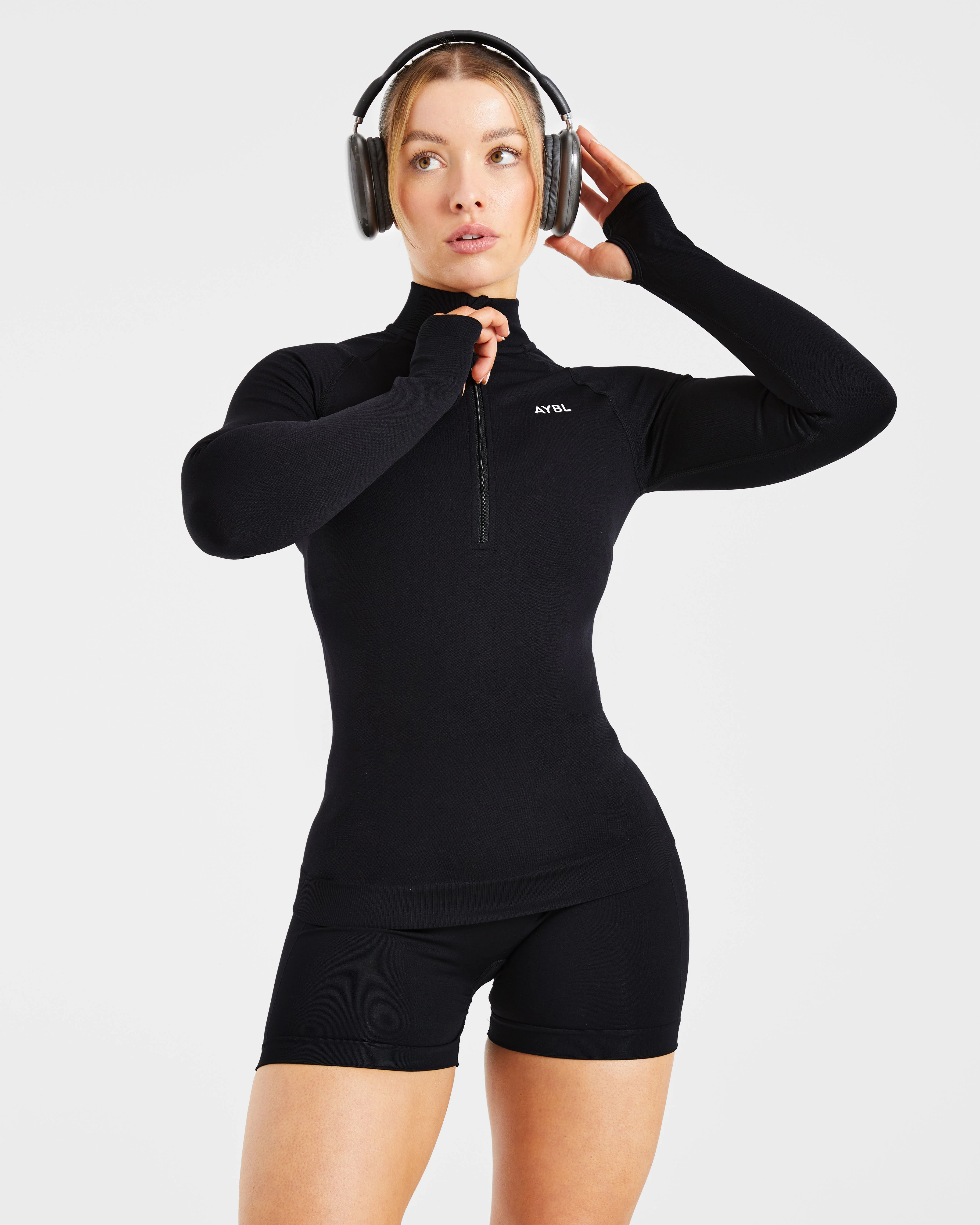Essential Seamless 1/2 Zip Pullover - Black - Image 8