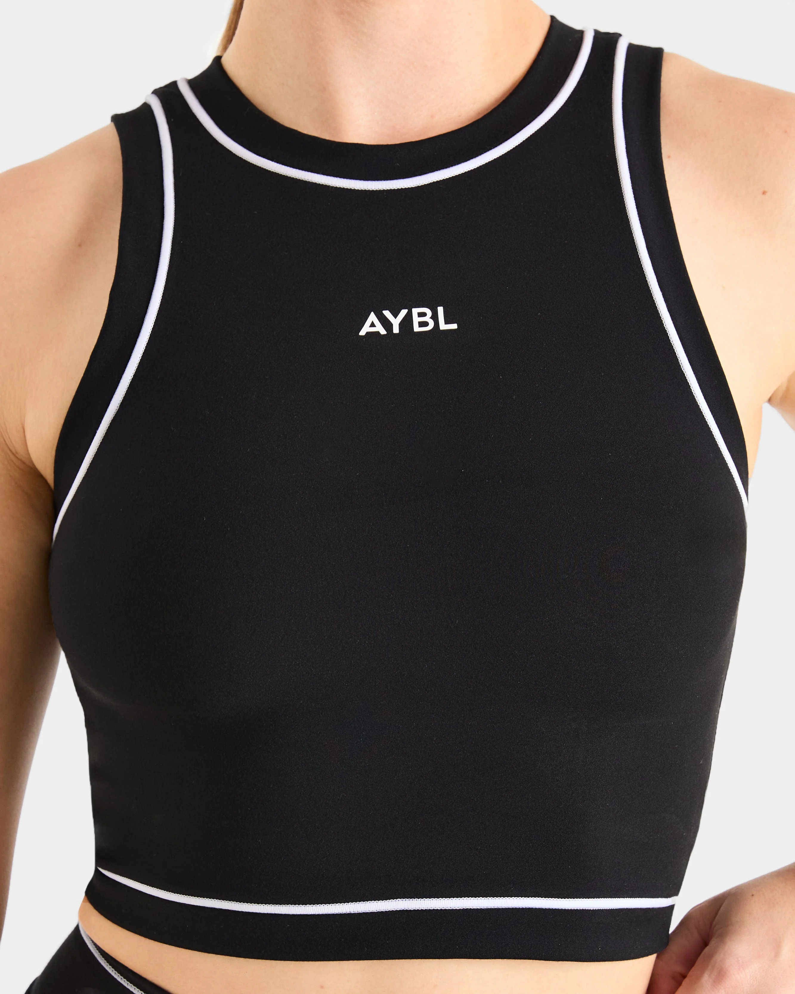 Form Tank Top - Black - Image 5
