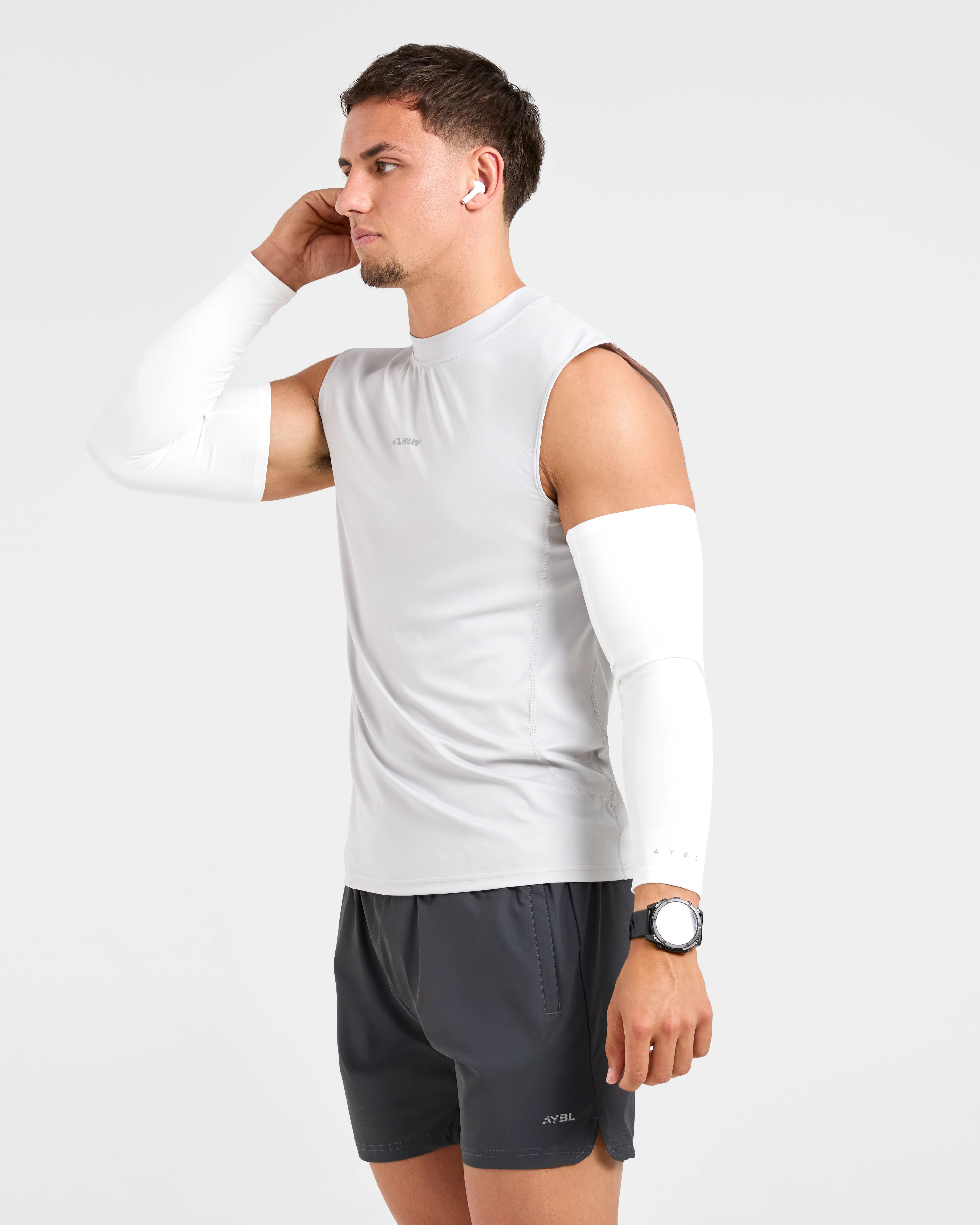 Run 5" Shorts - Hurricane Grey - Image 8